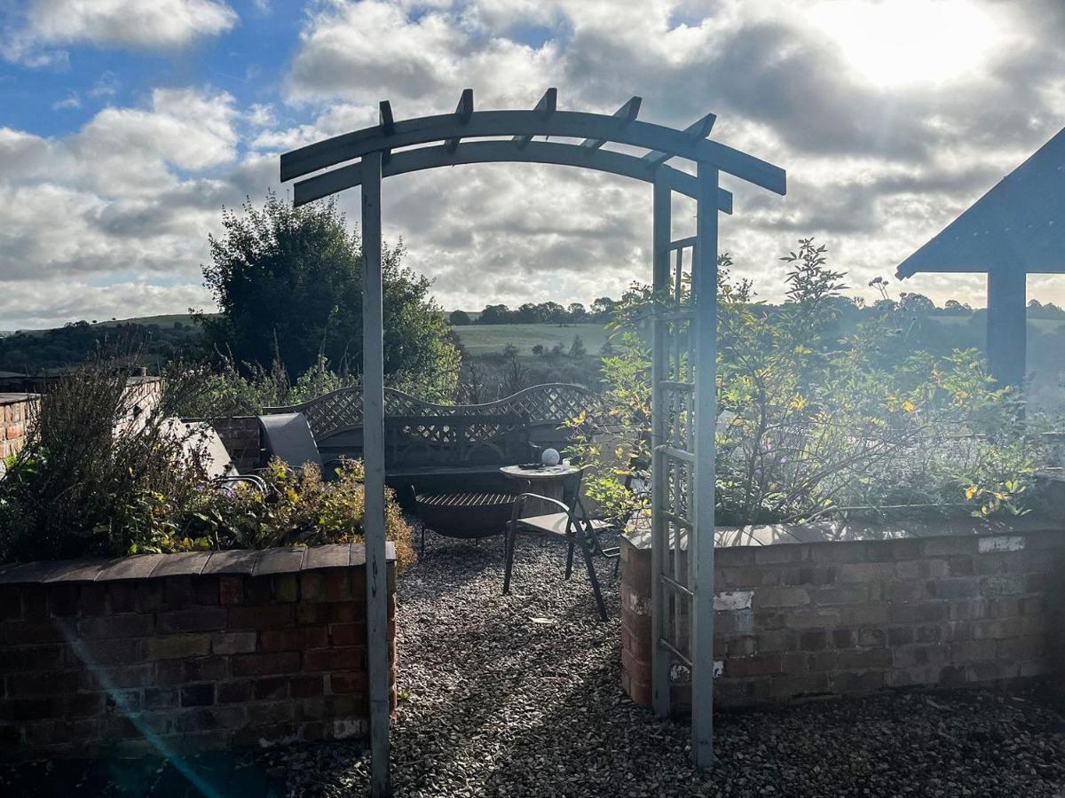Lea Hall Farmhouse Tissington エクステリア 写真