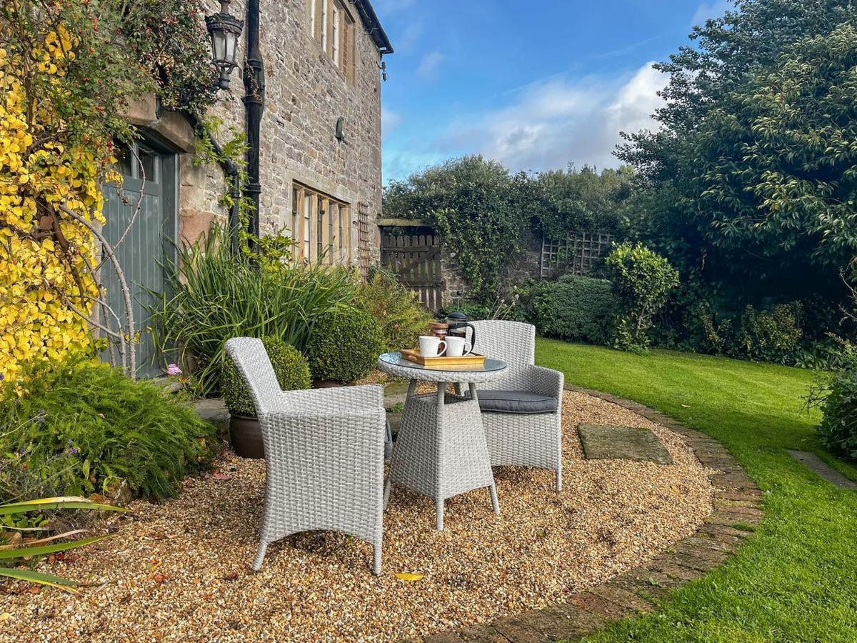 Lea Hall Farmhouse Tissington エクステリア 写真